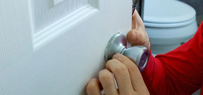 Vintage Door Knob Replacement in North Bergen, NJ